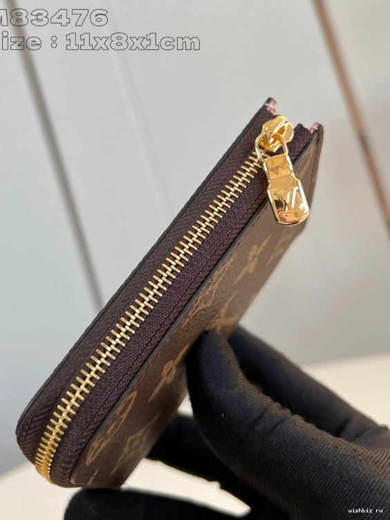 WIS Vuitton Louis Wallet-11*8.5*1.5CM Noa Compact 0724